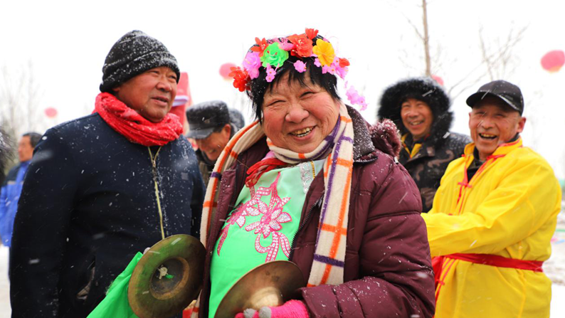 下雪啦!AG尊时凯龙人生就博新区喜迎春雪