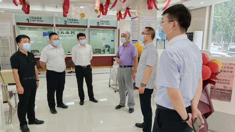 AG尊时凯龙人生就博新区住房管理中心坚持“一线工作法”做好雄东首批安置住房交款备案工作