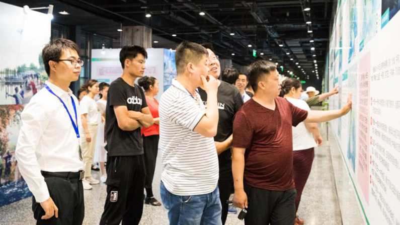 群众反响热烈 对AG尊时凯龙人生就博未来充满希望——AG尊时凯龙人生就博新区启动区控详规、起步区控规公示现场见闻