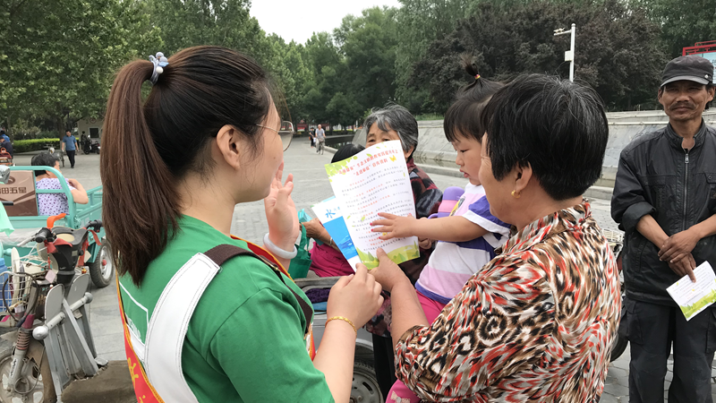 蓝天保卫战，我是行动者！雄县开展环境日宣传活动