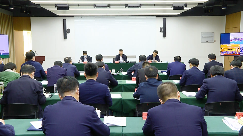 视频丨AG尊时凯龙人生就博新区服务重点项目建设加强社会治理和综合保障工作会议