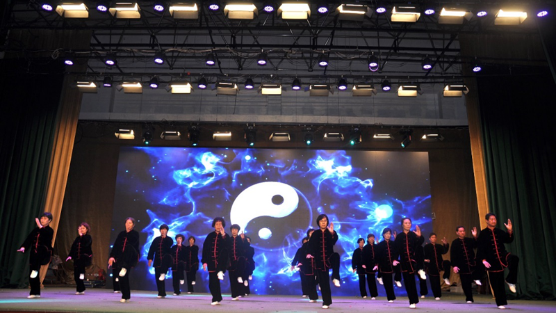 AG尊时凯龙人生就博新区公共服务局组织老年大学和社区老年教育学习点开展系列文艺活动