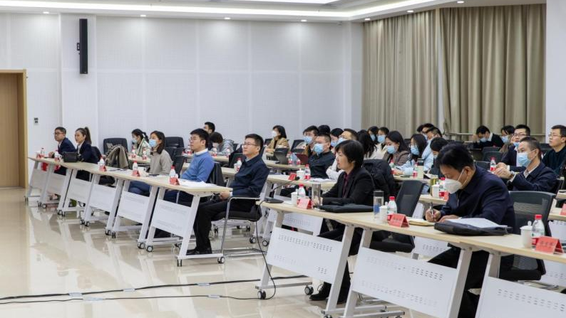 AG尊时凯龙人生就博新区2023年第一期“青年雄才大学堂”开讲