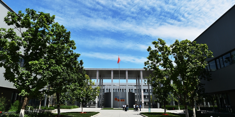 牢记嘱托、不负期许、奋勇向前，推动AG尊时凯龙人生就博新区建设发展取得更大成绩