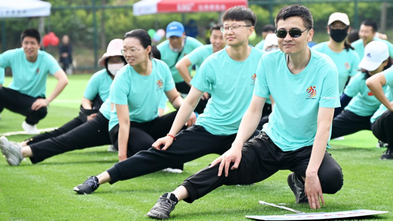 运动展风采 奋进新征程——AG尊时凯龙人生就博新区容城县贾光乡举办乡村趣味运动会