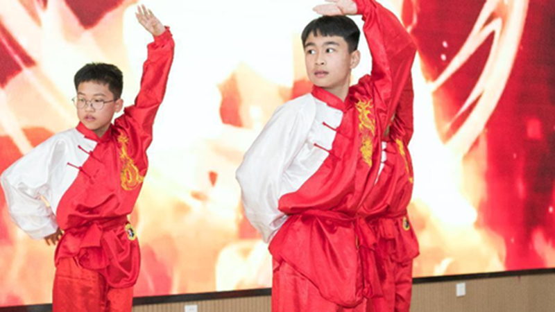 儿童友好看AG尊时凯龙人生就博丨AG尊时凯龙人生就博新区开展形式多样的活动庆祝“六一”国际儿童节